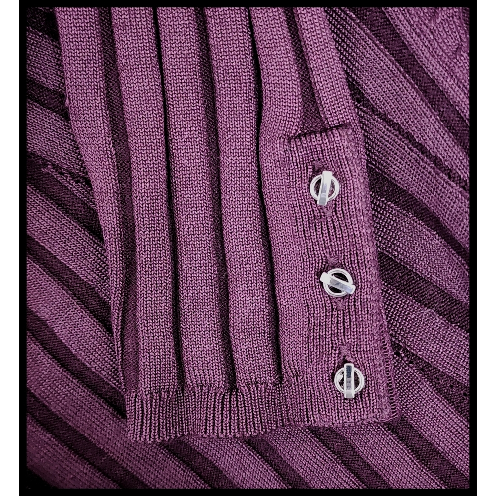 NWT White House Black Market Ribbed Turtleneck Skinny Top Port Wine Medium NEW - Picture 5 of 11